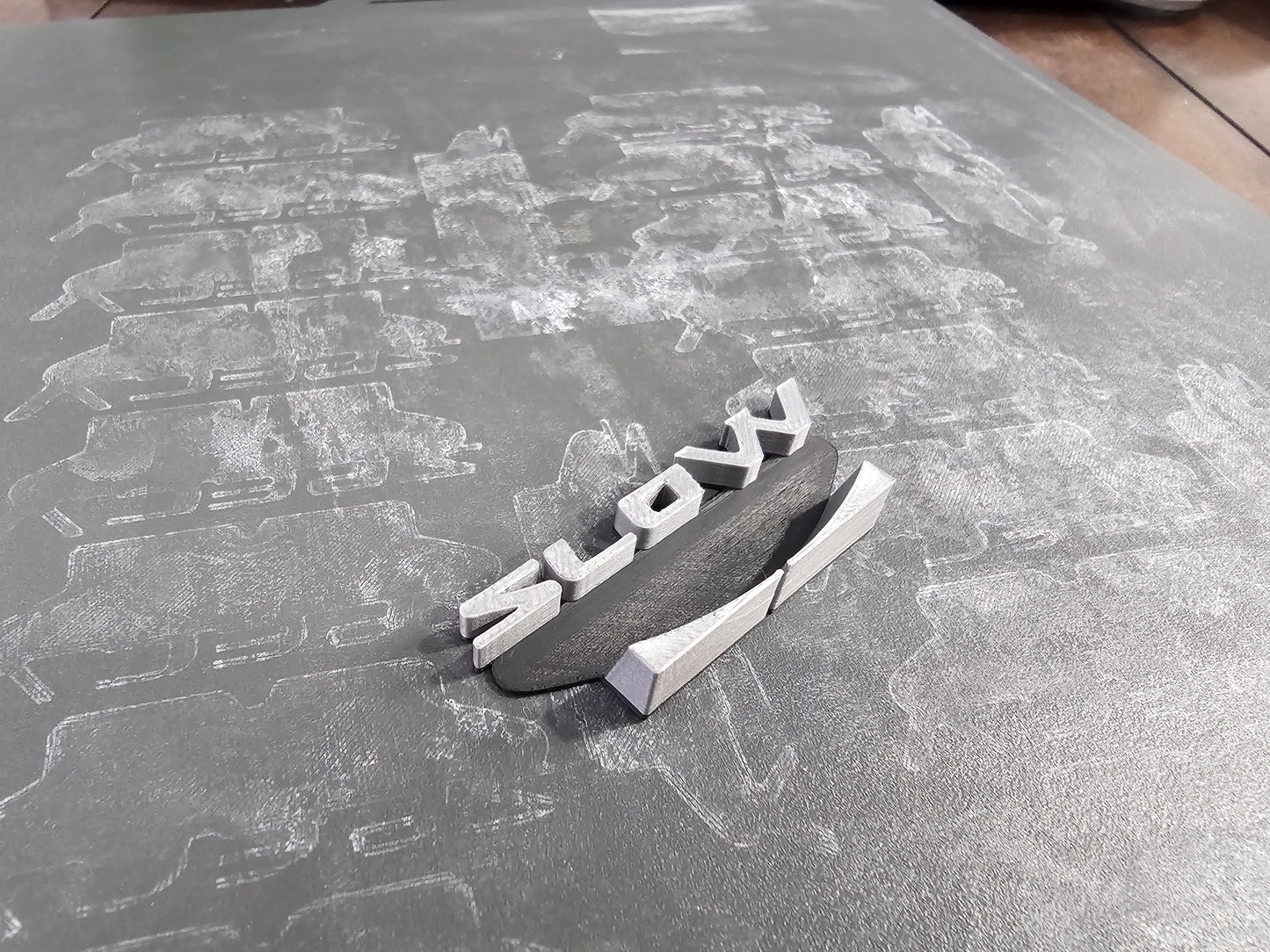 02-06 sentra "sloW" faux spec v cluster emblem